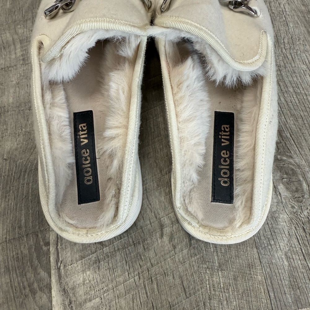 Dolce Vita / Cozy White Slip-On Mules with Chain Detail Size 8 - Picture 4 of 5